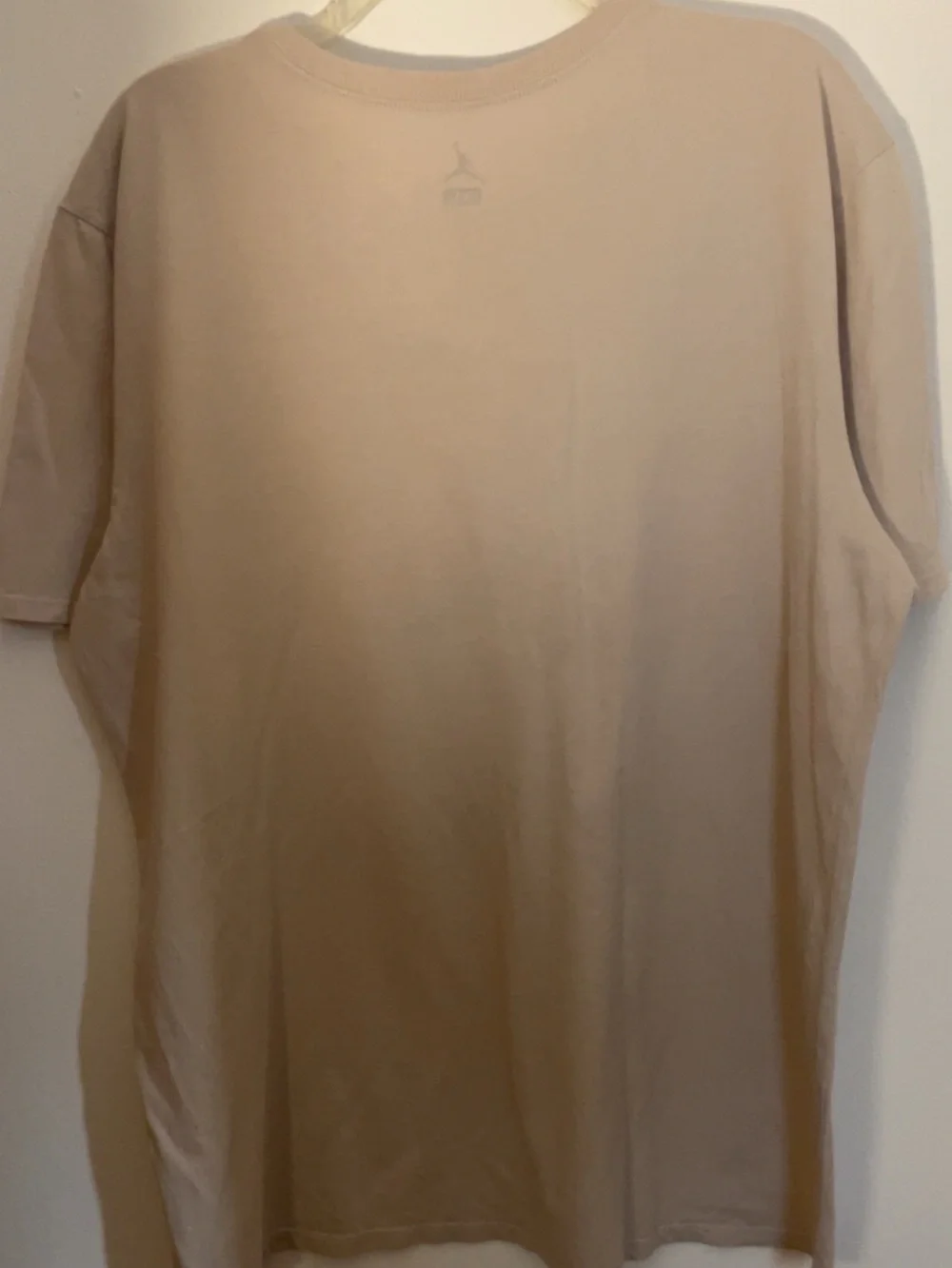 Jordan sleeves neck black